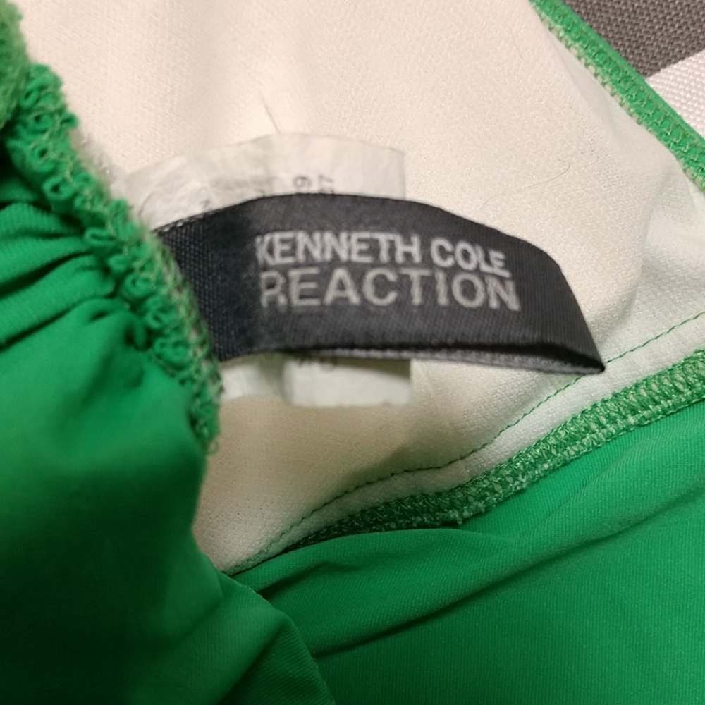 Kenneth Cole REACTION green swim tank - Picture 4 of 6